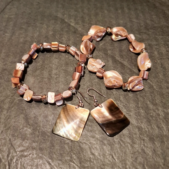 Abalone Shell Set 2 Stretch Bracelets 1 pair Rectangle Drop Earring Crystal Bead - Picture 4 of 5